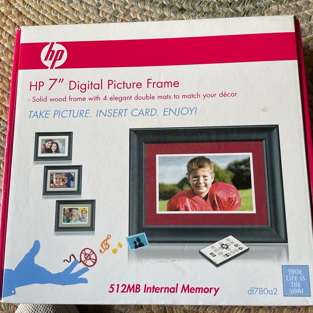 HP 7" Digital Picture Frame Open Box- NEW
